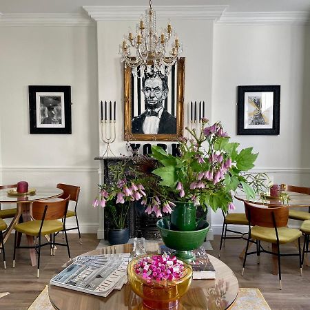 เดอะ บิชอป แอนด์ เดอะ ไบซัน Bed & Breakfast ยอร์ค ภายนอก รูปภาพ