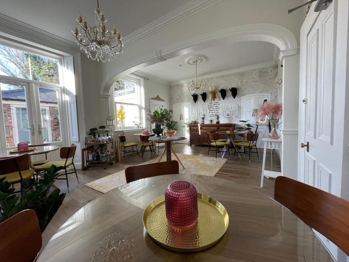 เดอะ บิชอป แอนด์ เดอะ ไบซัน Bed & Breakfast ยอร์ค ภายนอก รูปภาพ